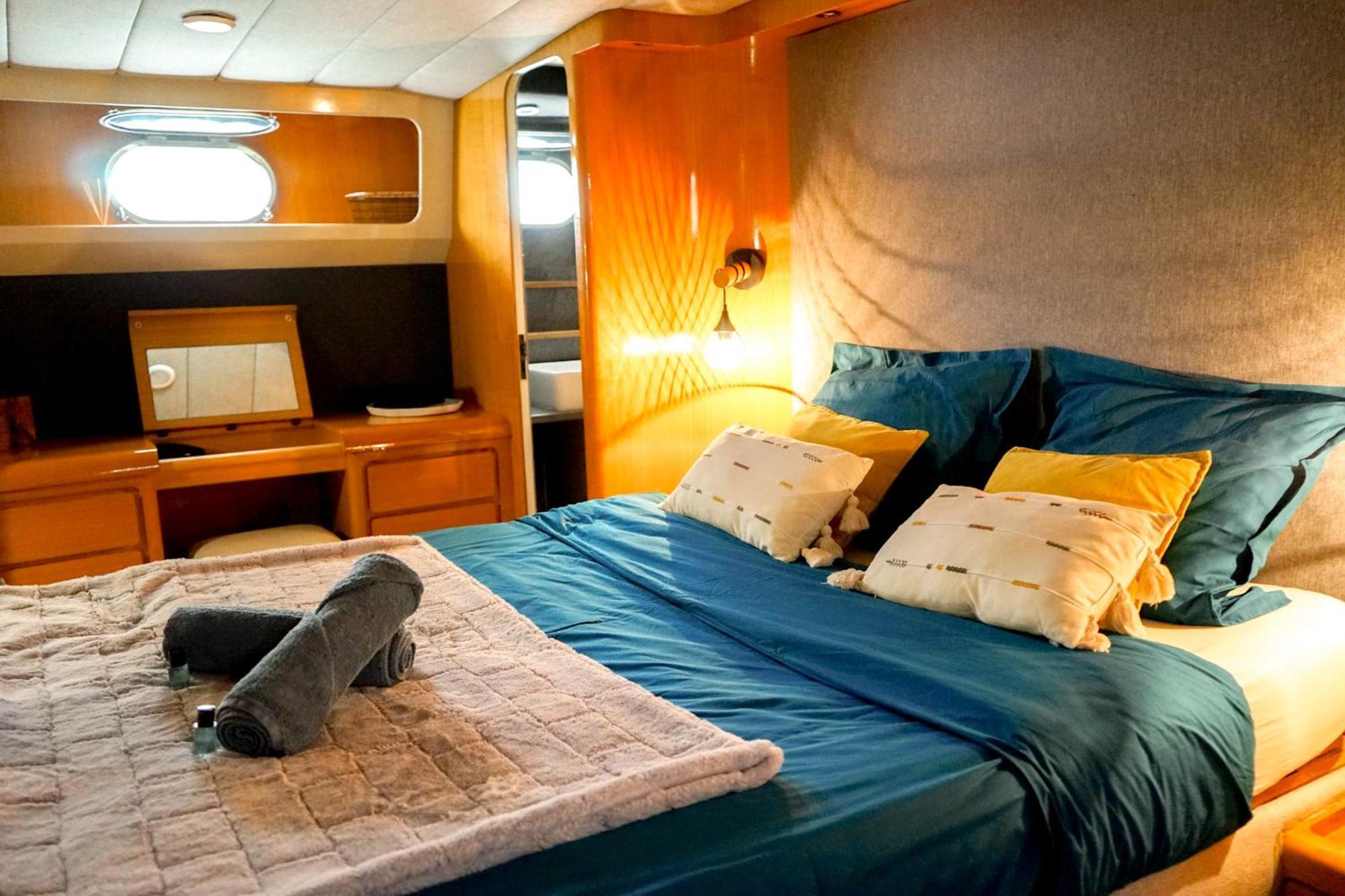 Yacht Aquamarina Vieux Port La Rochelle Hotel La Rochelle  Kültér fotó