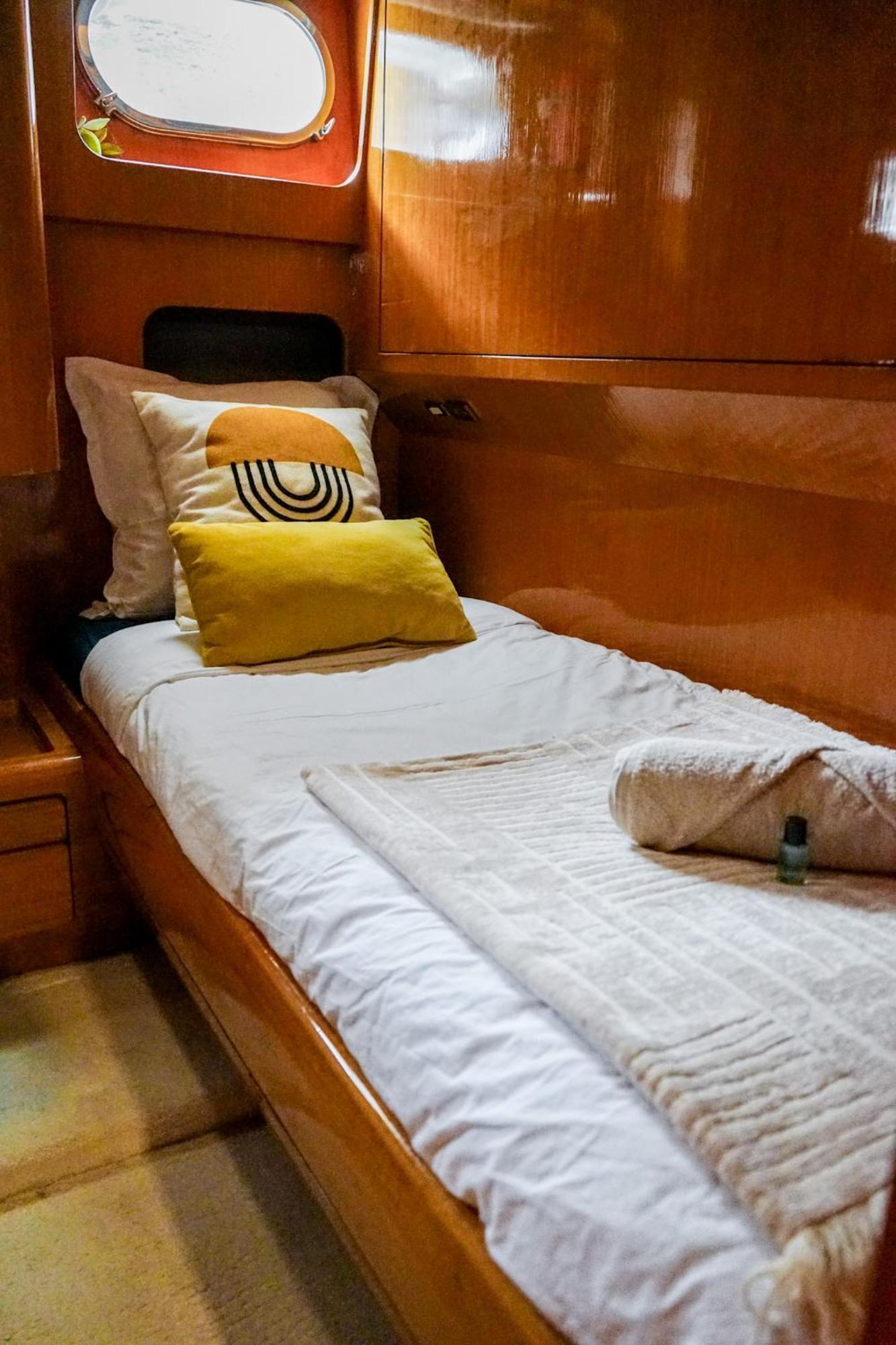 Yacht Aquamarina Vieux Port La Rochelle Hotel La Rochelle  Kültér fotó